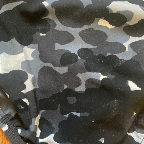 New Robin Piccone Camo Self-Tie Bikini Bottom XS - Picture 7 of 8